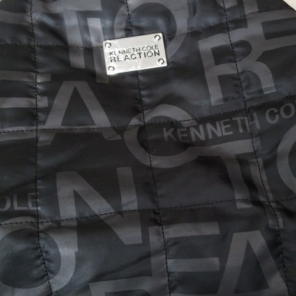 Kenneth Cole Reaction Purse - Picture 5 of 8